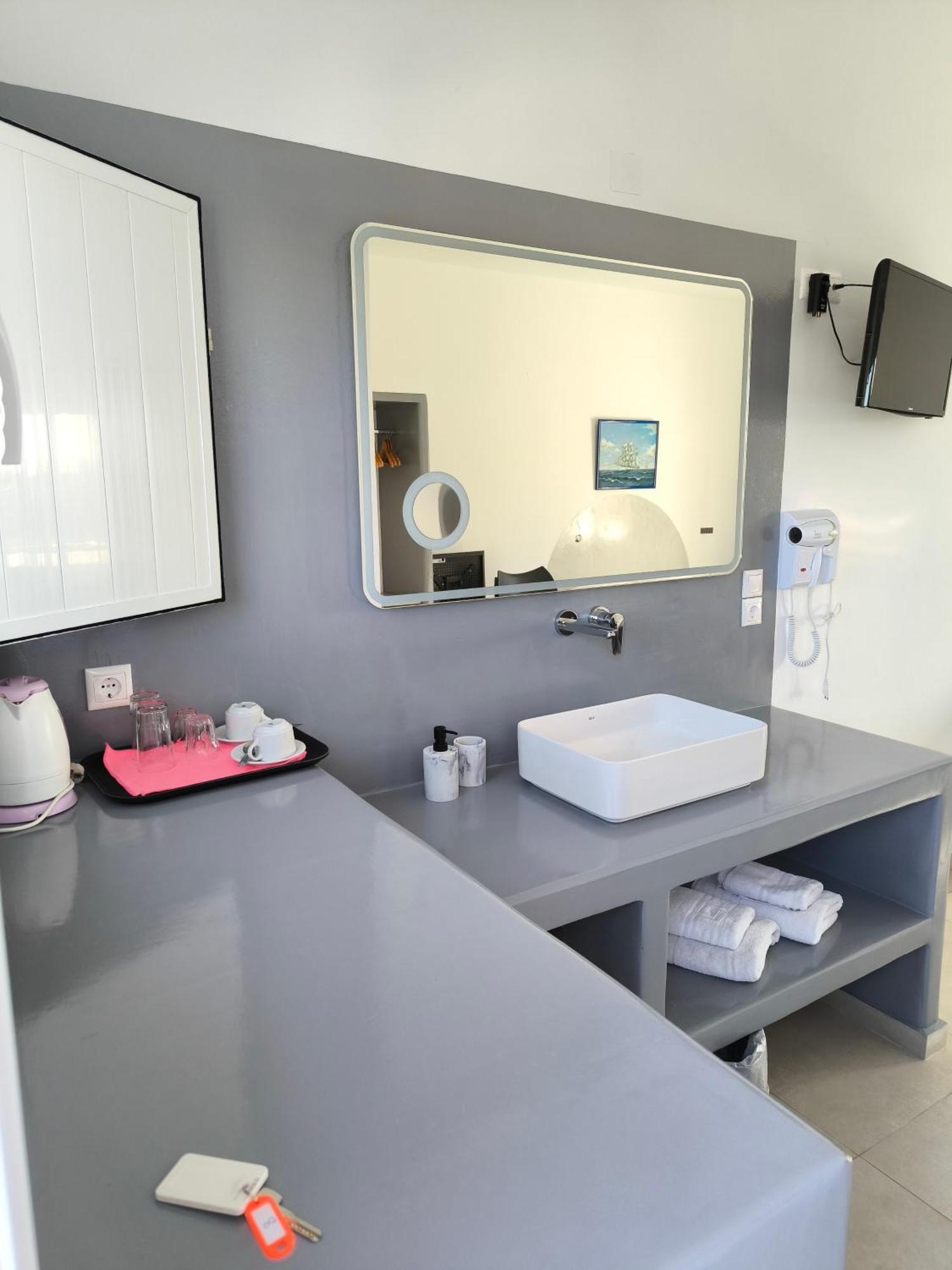 Mary Rooms Períssa Eksteriør bilde
